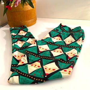 LulaRoe Christmas Geometric SANTA CLAUS Print LEGGINGS *One Size*